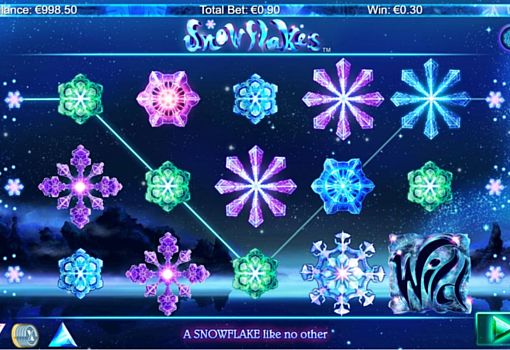 Ігровий автомат Snowflakes - призова комбінація на лінії Призова комбінація на лінії в ігровому автоматі Snowflakes